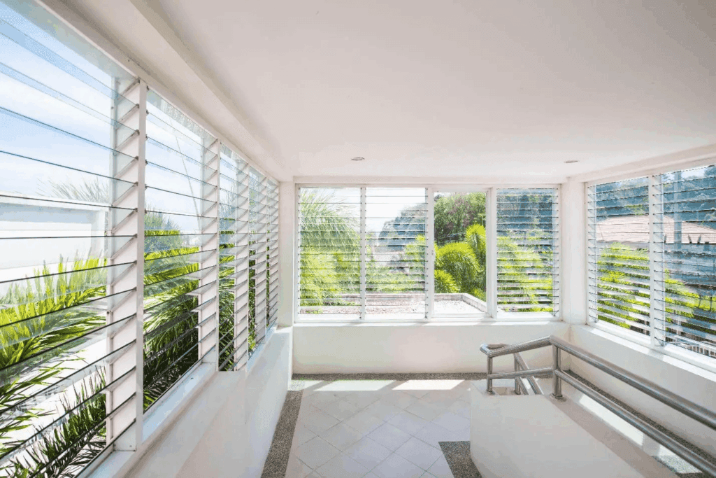 Jalousie Windows